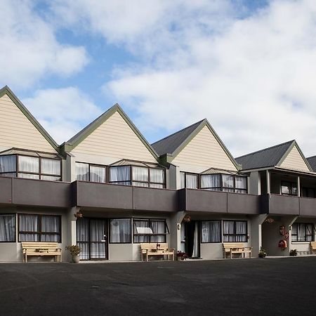 Pembrooke Motor Lodge Whangarei Bagian luar foto