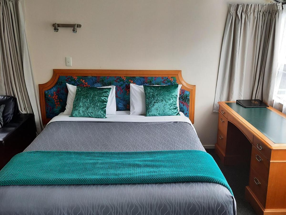 Pembrooke Motor Lodge Whangarei Bagian luar foto