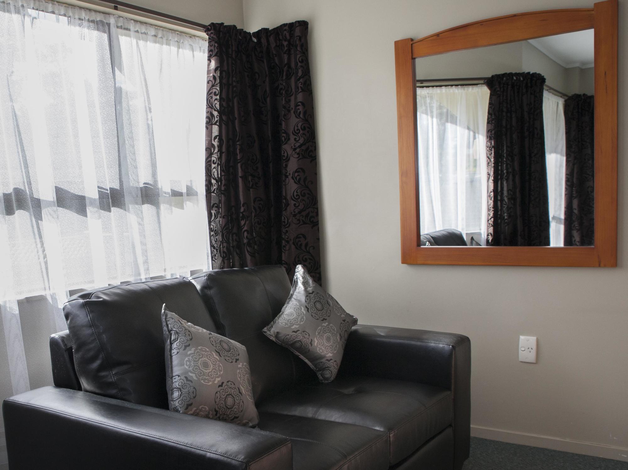Pembrooke Motor Lodge Whangarei Bagian luar foto