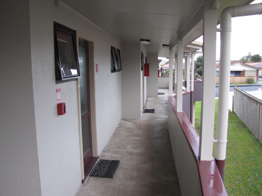 Pembrooke Motor Lodge Whangarei Bagian luar foto